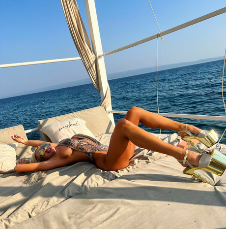 Lea Keler erotische nackt galerien