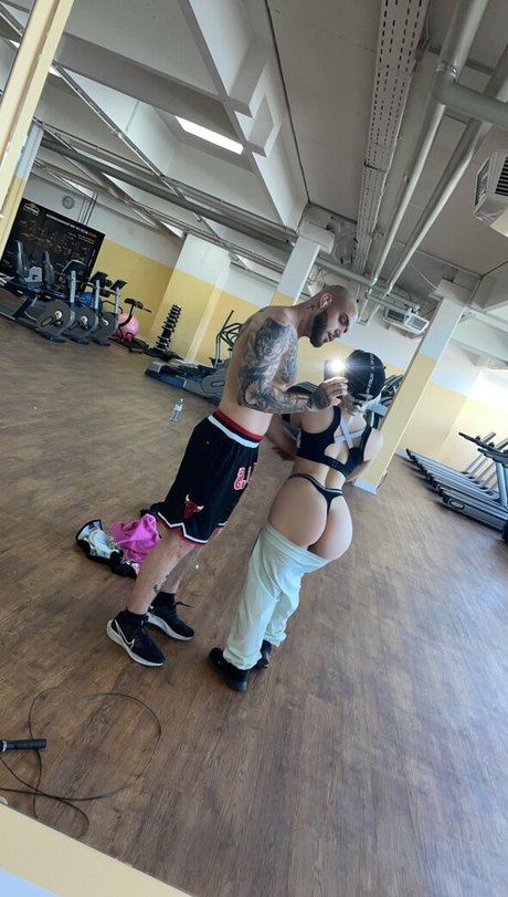 berühmte schwule onlyfans nackt exklusive galerie