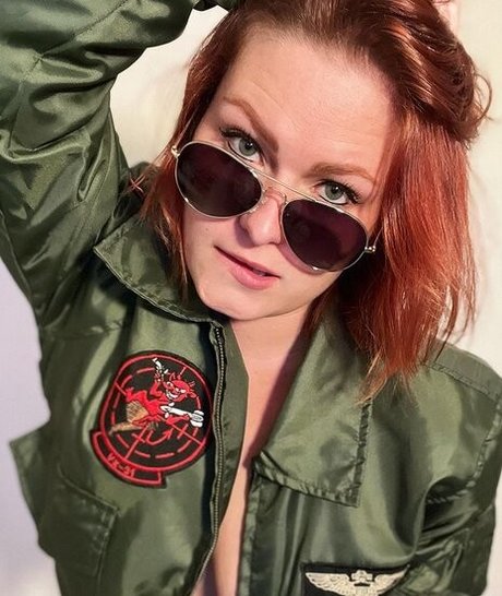 Jeanna Harrison erotische kostenlose bilder