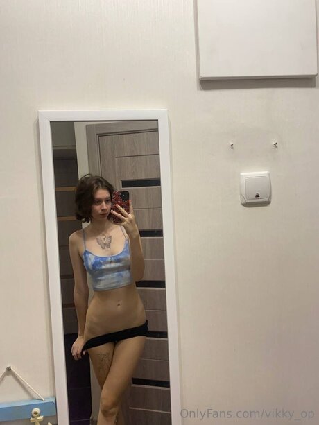 Vikky Op erotische kostenlose foto