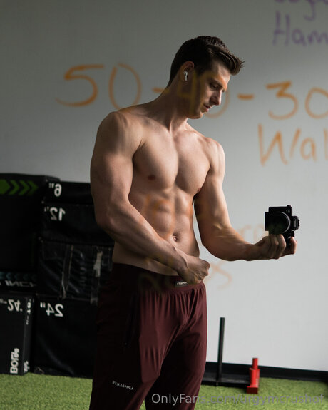 Urgymcrushof heiße nackt fotos