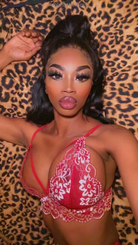 Toplesstherapist kunst heiße fotos