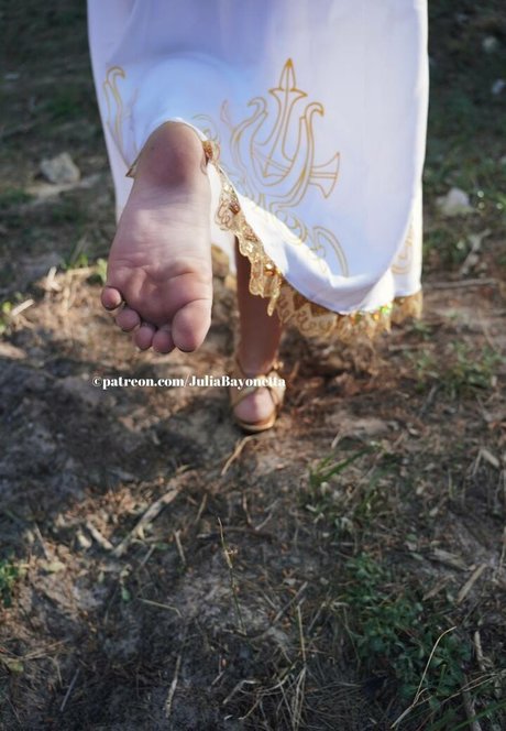 Julia Bayonetta freie pornostar archiv