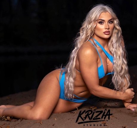 Tiffany Stratton beste sexy archiv