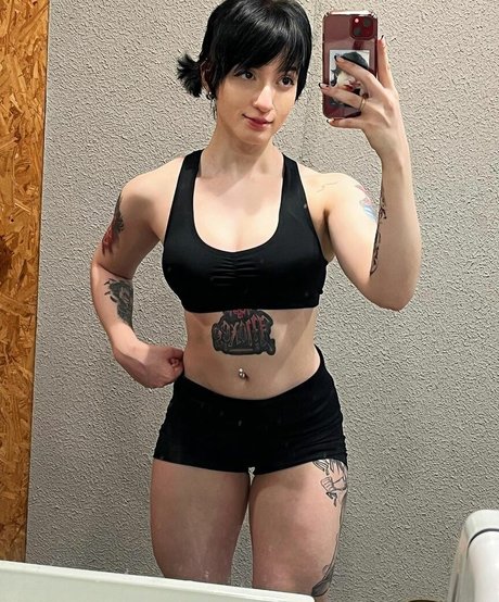 Akemy Sama kostenlose sex archiv