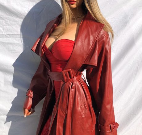 Ella Cervetto porno perfekte fotos