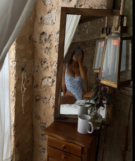 Ella Cervetto nackte pornostar galerien