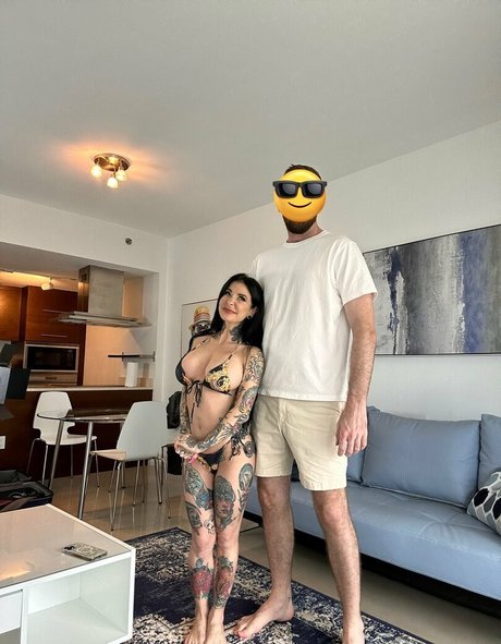 Joanna Angel schöne nette archiv