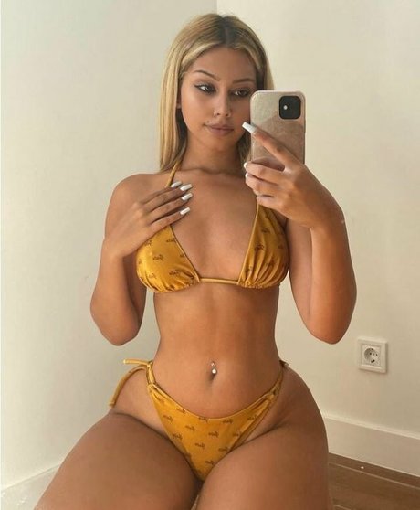 laurgmzz perfekte erotische galerien