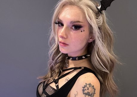 teen webcam onlyfans kunst top galerie