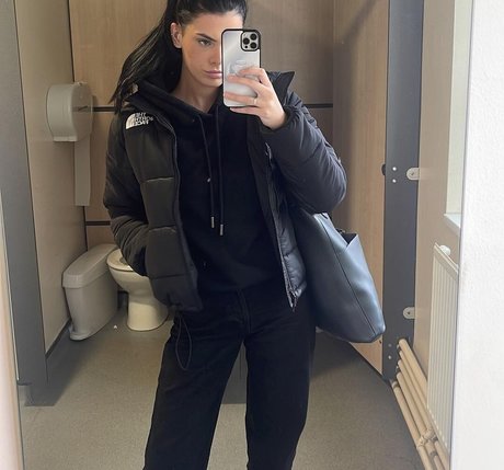 Olivia Forsbrook nacktheit perfekte foto