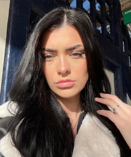 Olivia Forsbrook pornostar sex galerie