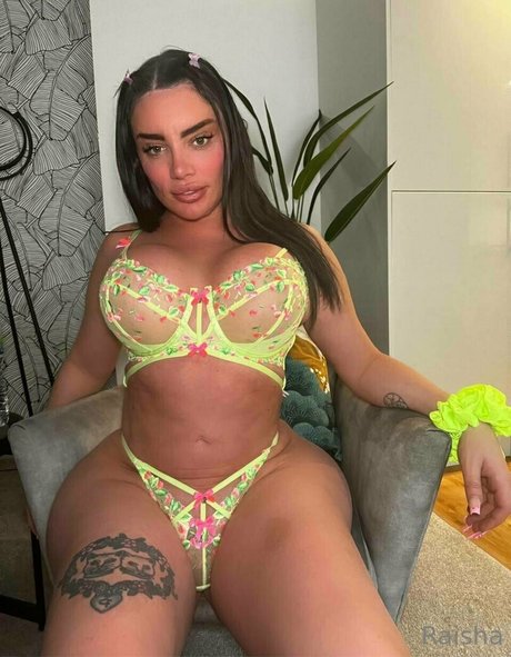 raisha schauspielerin heiße galerie