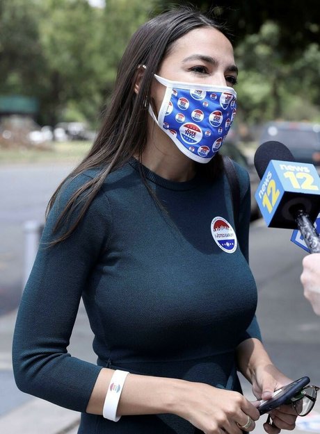 Alexandria Ocasio Cortez erotische nette bild