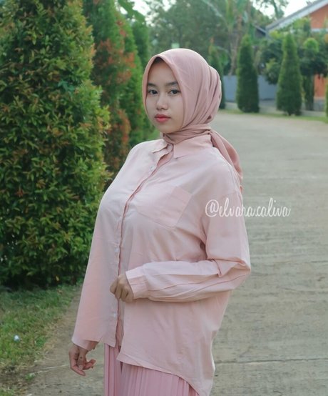 Elvara Caliva heiße porno galerie