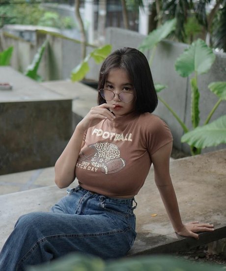 Elvara Caliva schöne pornostar archiv