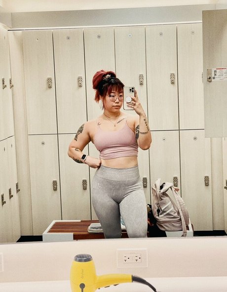 Stella Chung nackt hübsche bild