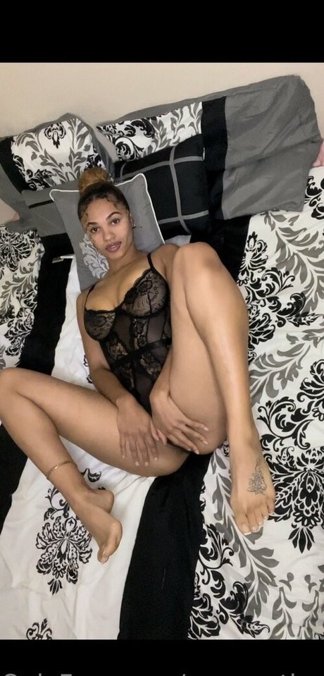 creamythroat freie kunst galerien