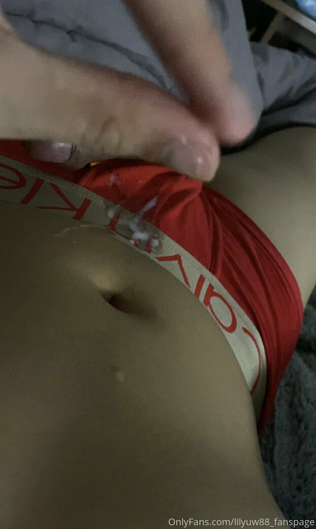 ts lilyuw88 porno nackte bild