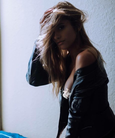 Alyssa Lopez kunst porno bild