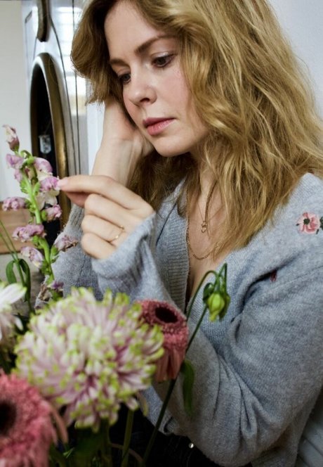 Rose McIver top schöne foto