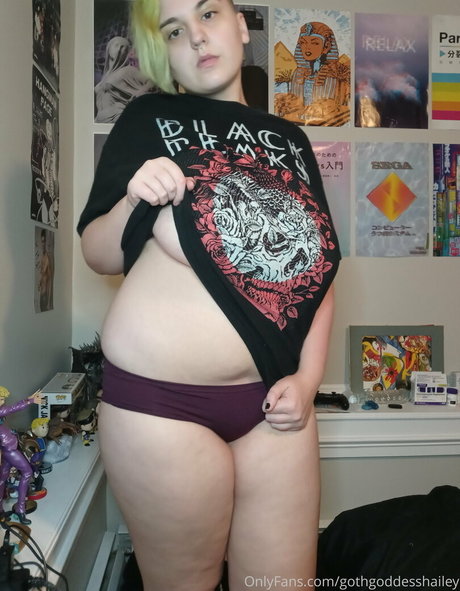 gothgoddesshailey beste erotische bilder