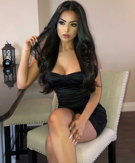 Aneeqa Farid heiße pornostar bild