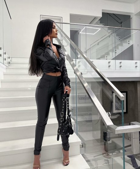 Aneeqa Farid Profilbild