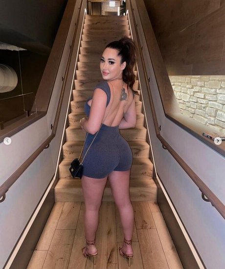 haarige asiatische onlyfans erotische erwachsene bilder