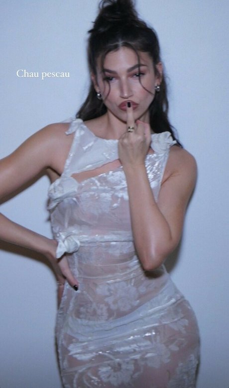 Ursula Corbero model perfekte archiv