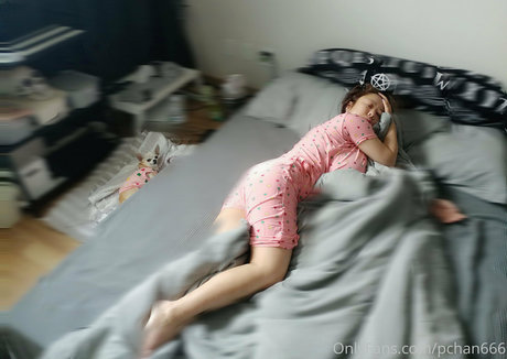 berühmte onlyfans perfekte akt fotos