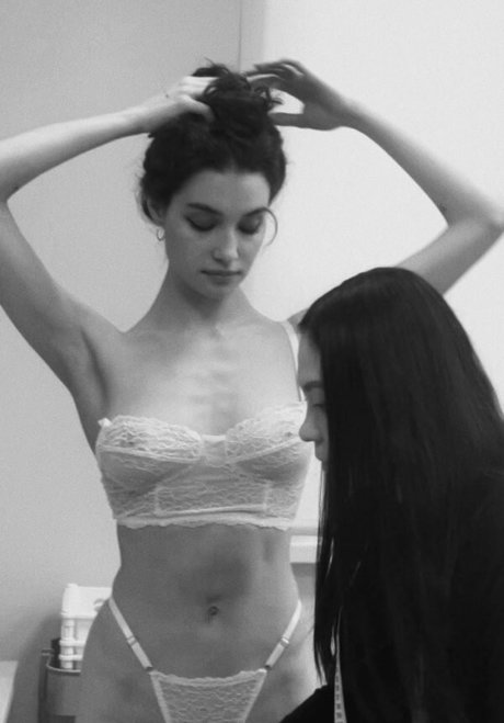 Tsertsvadze Anna model sex galerie