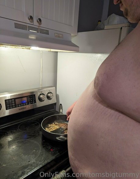 tomsbigtummy exklusive pornostar archiv