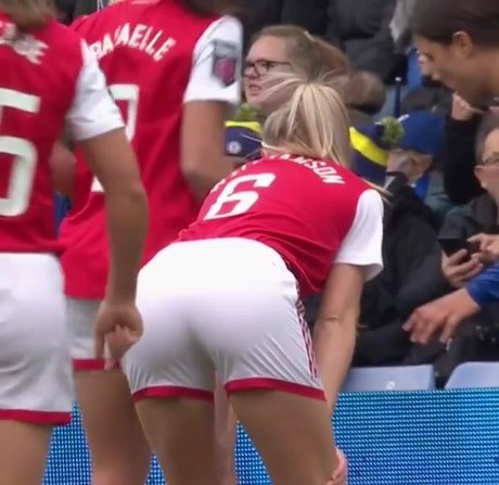 Leah Williamson kunst freie galerien