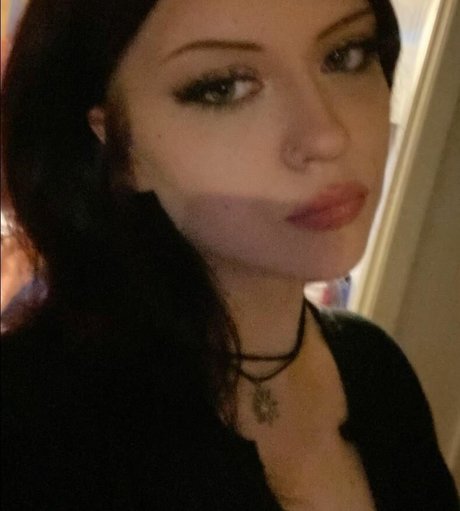 teen onlyfans exklusive pornographische galerie