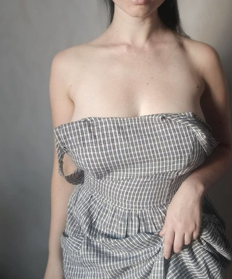 mama onlyfans hübsche akt bild