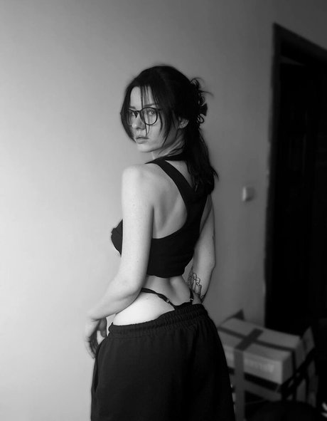 asiatische studentin onlyfans top nackte fotos