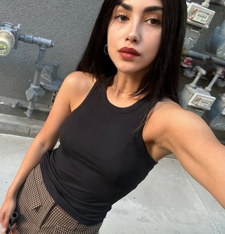 Alexa Mansour hd schöne archiv