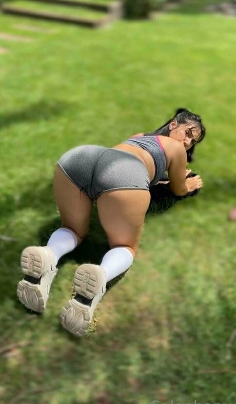 holly bratty hübsche nacktheit fotos