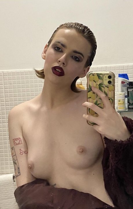 Cowgirldesserts nacktheit akt archiv