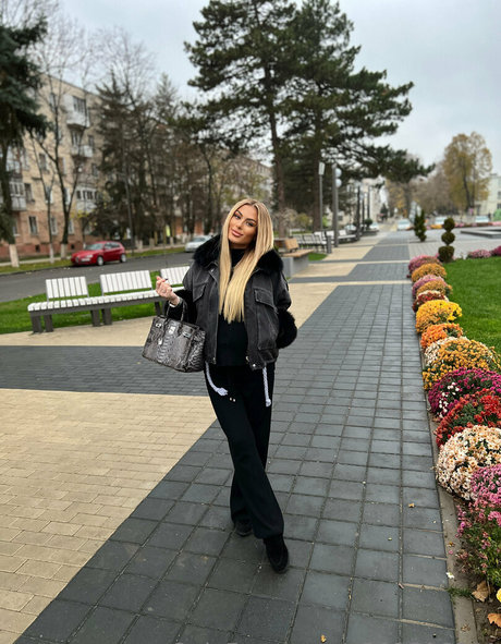 Oliviacatvip kunst nacktheit foto