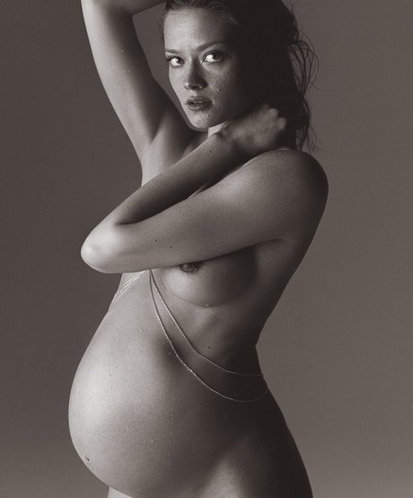 Tanya Kozina perfekte pornographische fotos