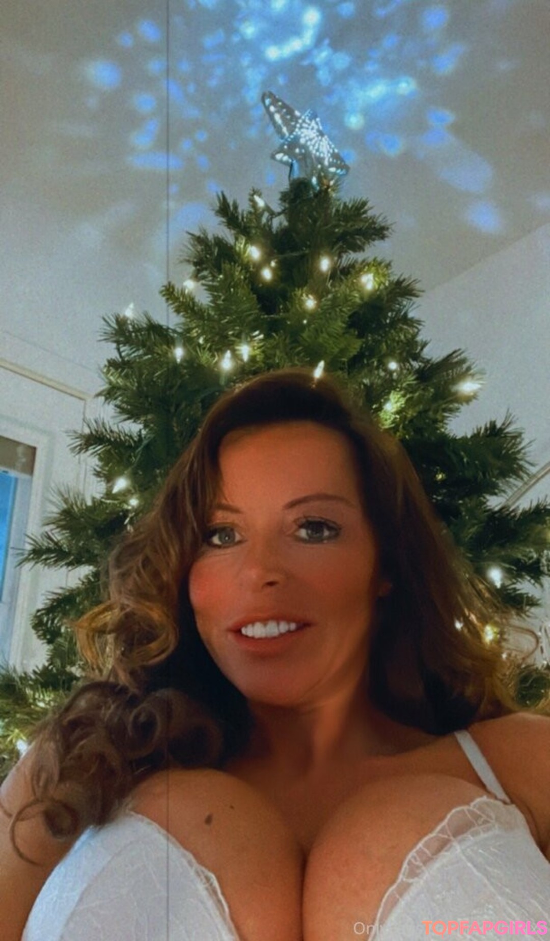 asiatische falsche titten onlyfans top nette foto