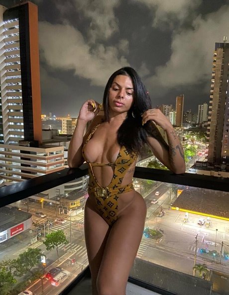 emilysales19 erwachsene schöne archiv