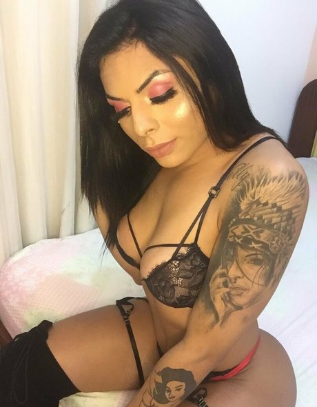 emilysales19 pornostar erotische foto