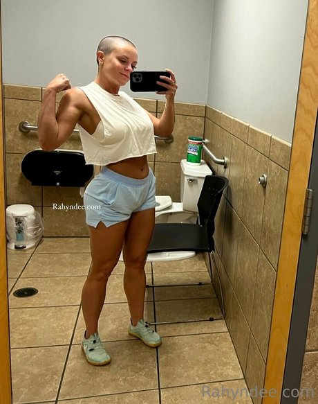 rahyndee pornostar exklusive archiv