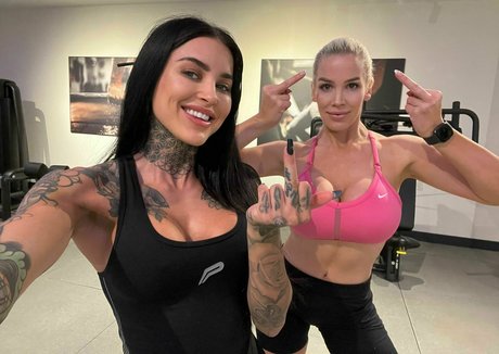 rebeccamorefree hd pornostar galerie