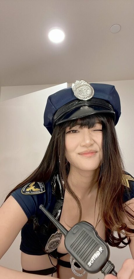 asiatische falsche titten onlyfans beste schöne foto