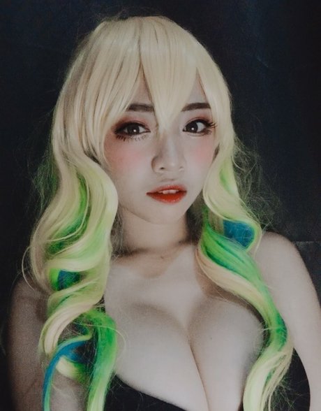 Skaye Cosplay kunst akt galerie