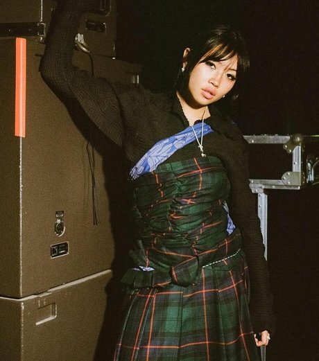 männliche asiatische onlyfans erotische sexy bilder